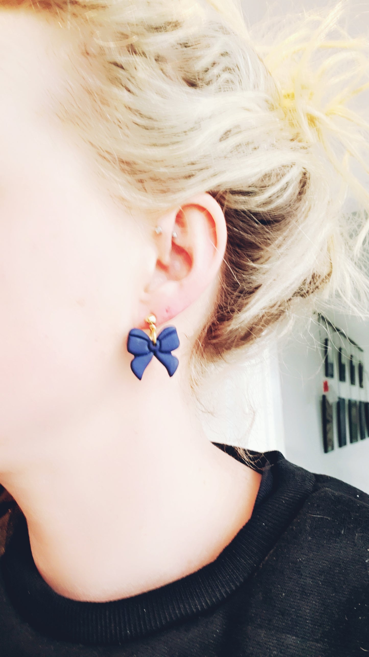 I feel pretty " navy"