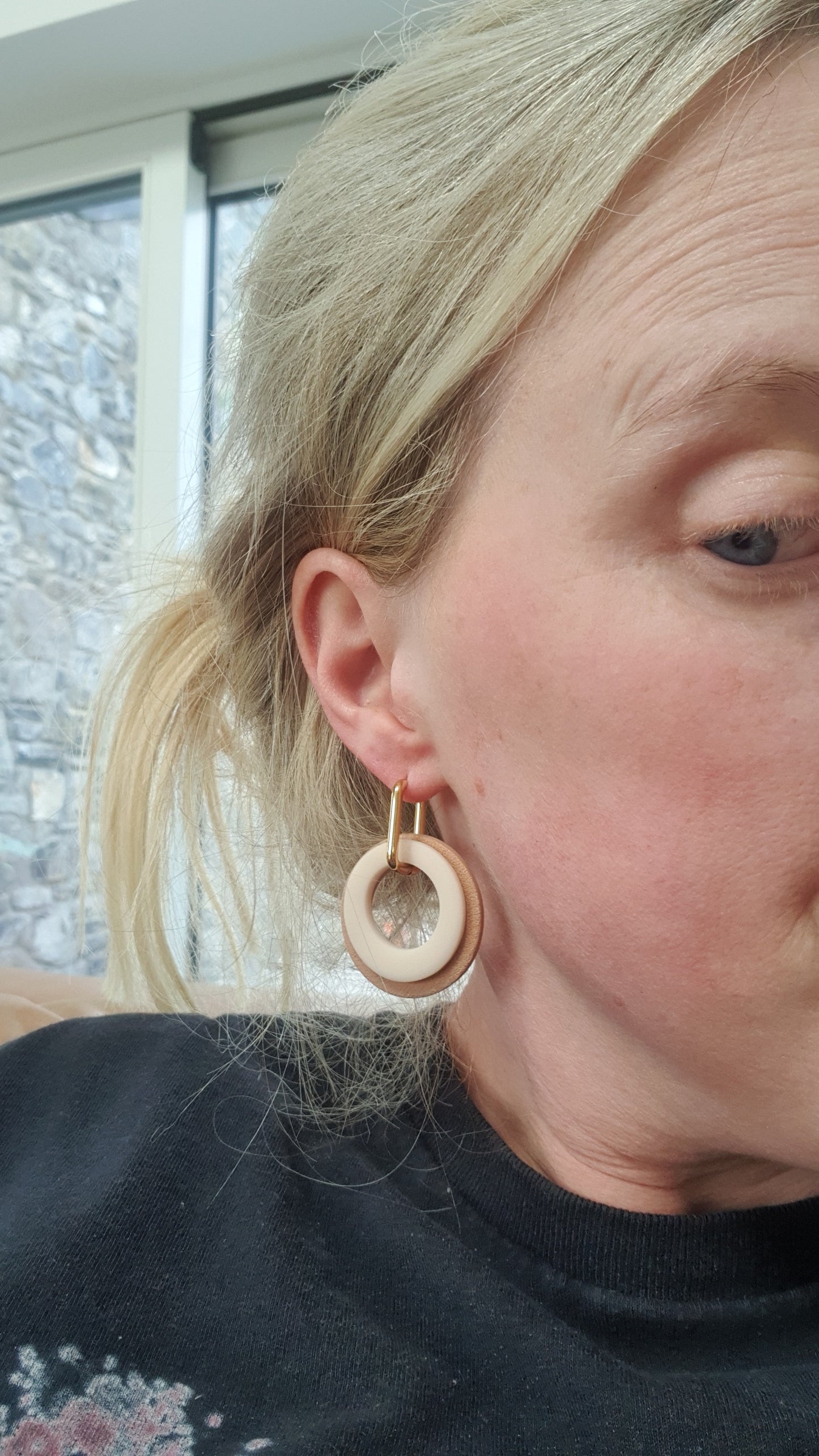 Gold summer stacker lemon