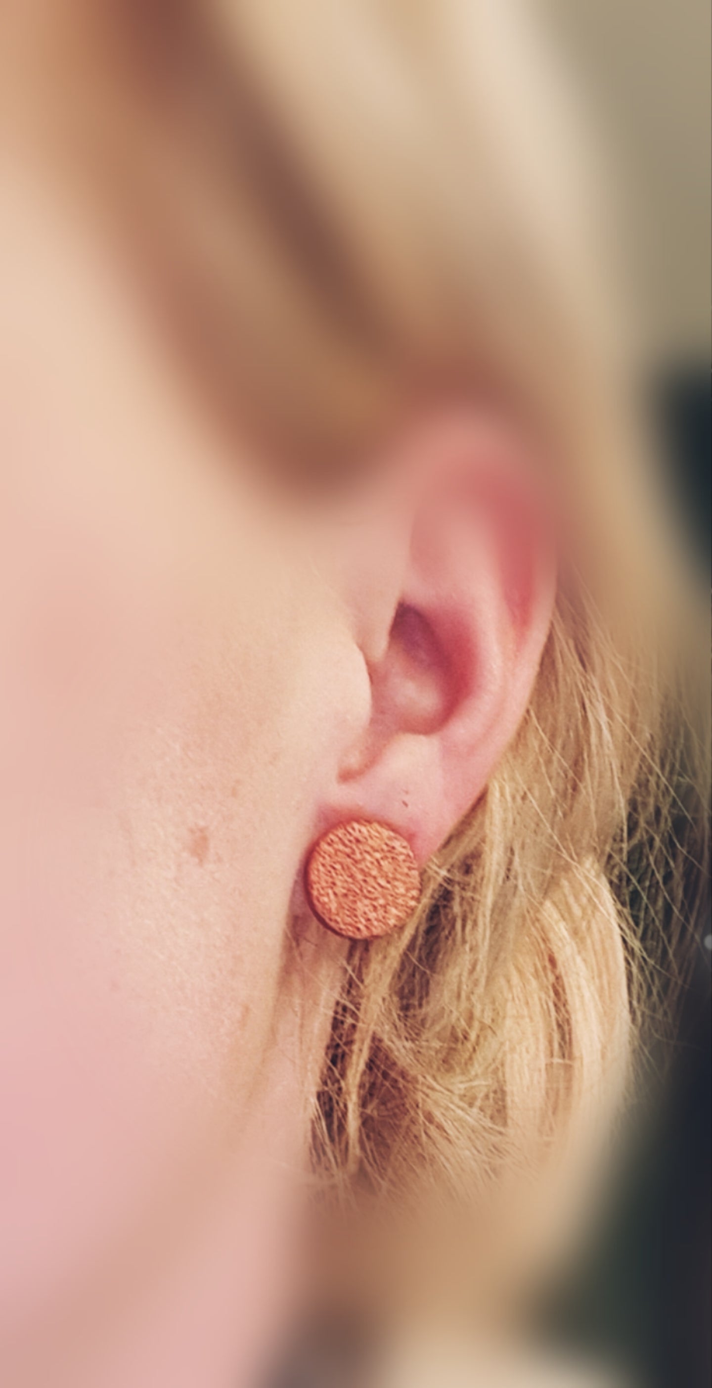 Metallic textured studs