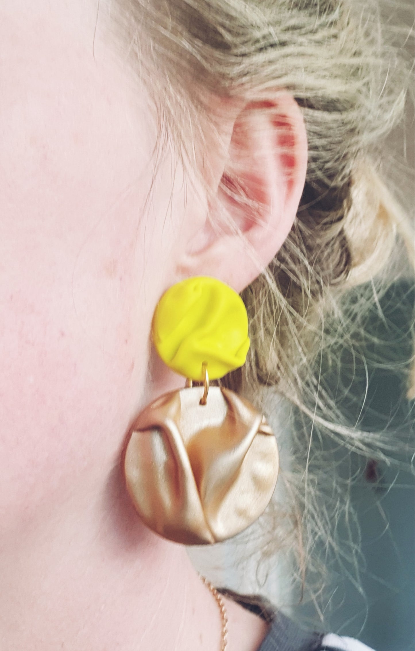 Don't "ruche" me . Lemon and gold dangle.